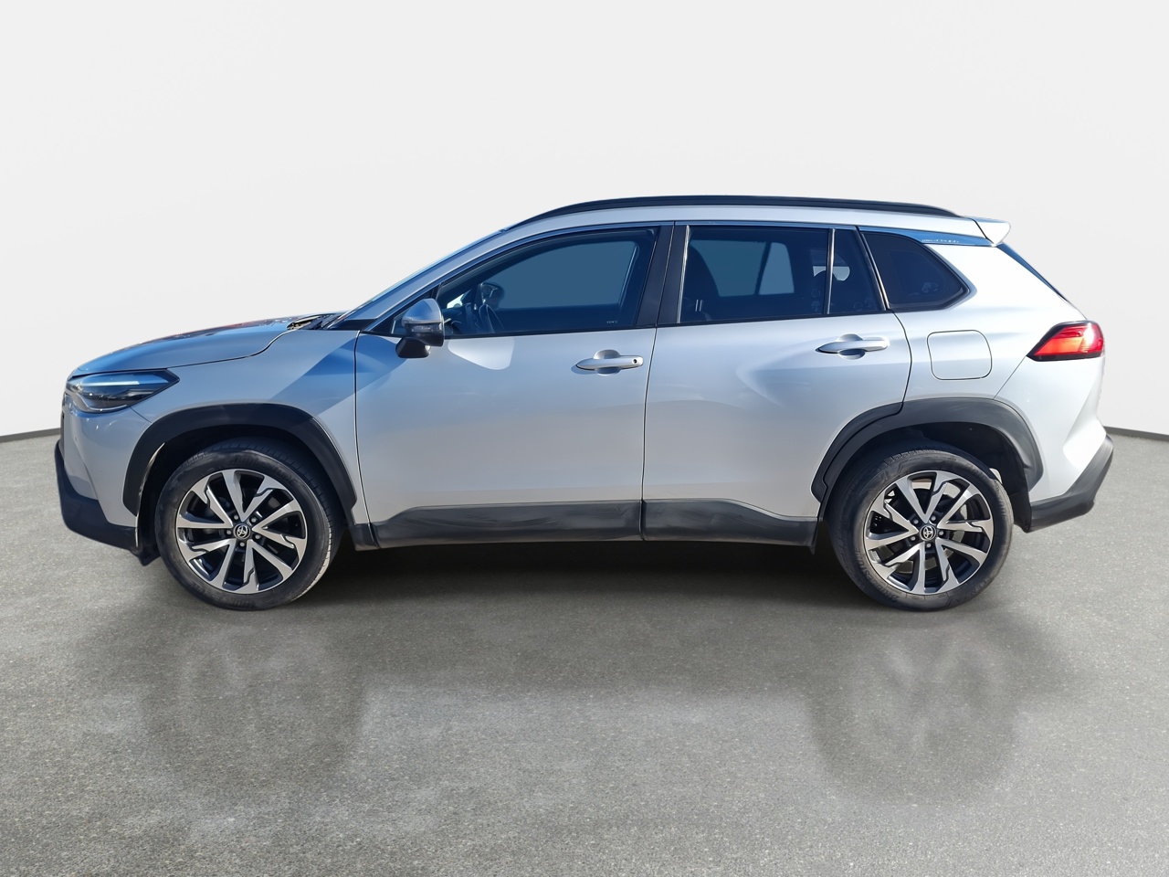 TOYOTA - 4