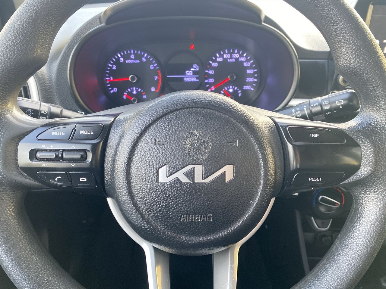 KIA Morning — foto 26 de 34