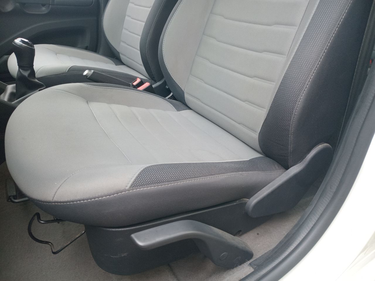 VOLKSWAGEN - 14