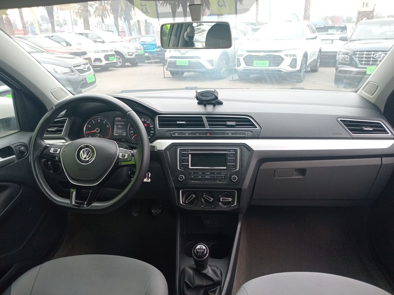 VOLKSWAGEN - 1