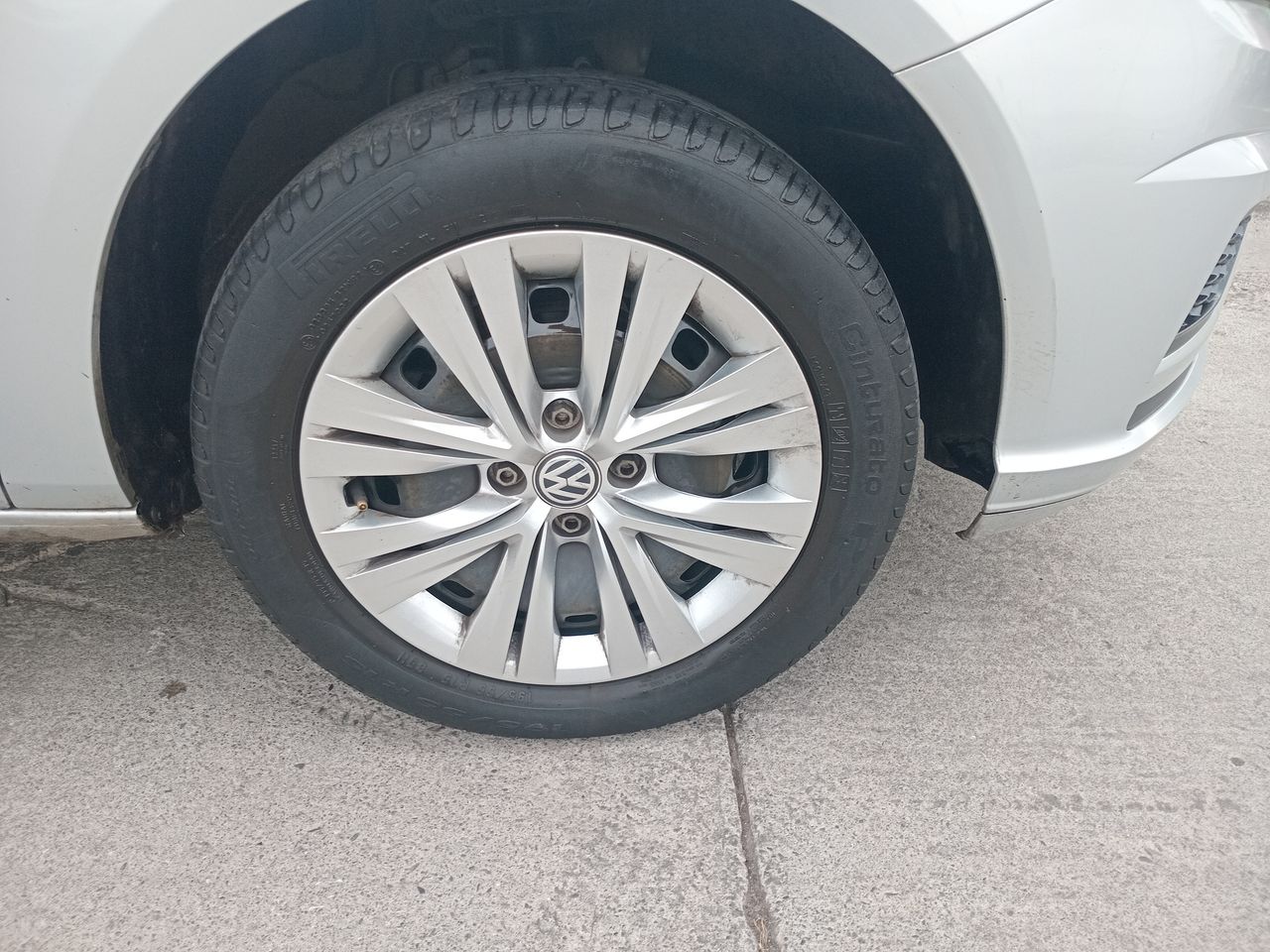 VOLKSWAGEN - 7