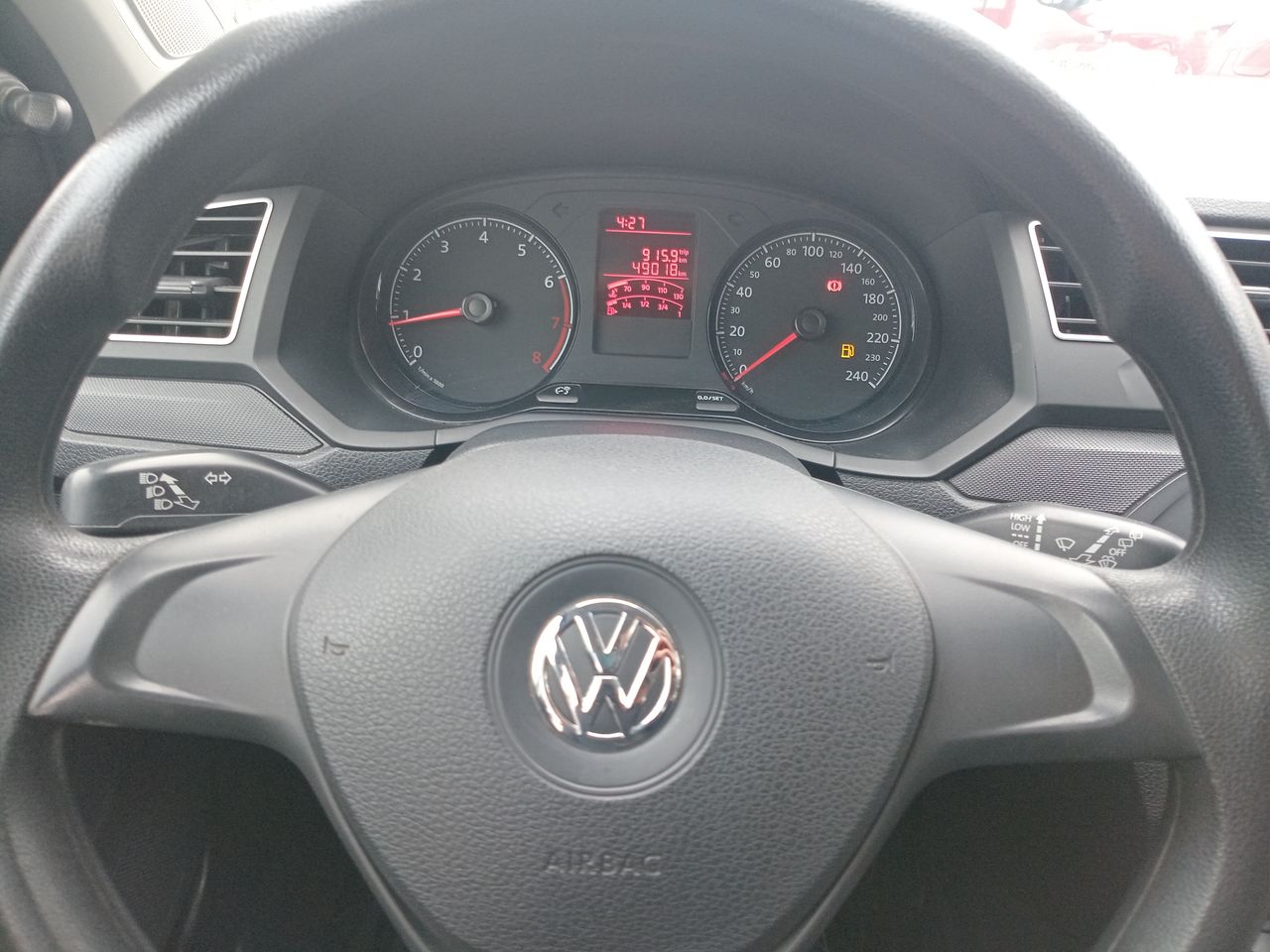 VOLKSWAGEN - 16