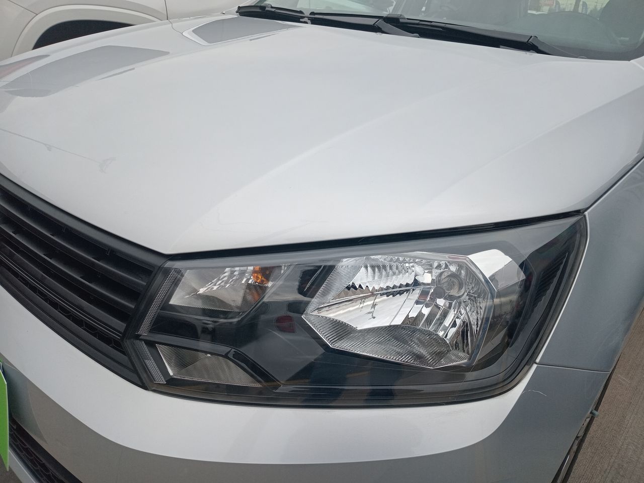 VOLKSWAGEN - 9