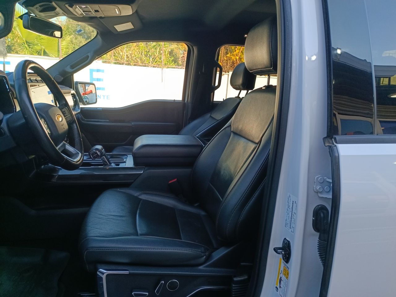 FORD - 25