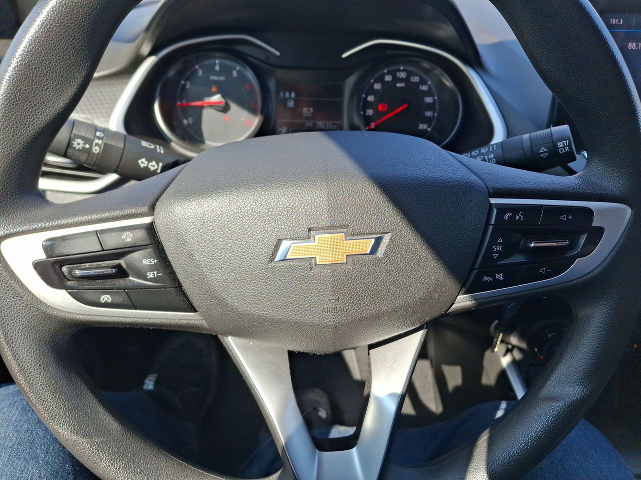 CHEVROLET - 23