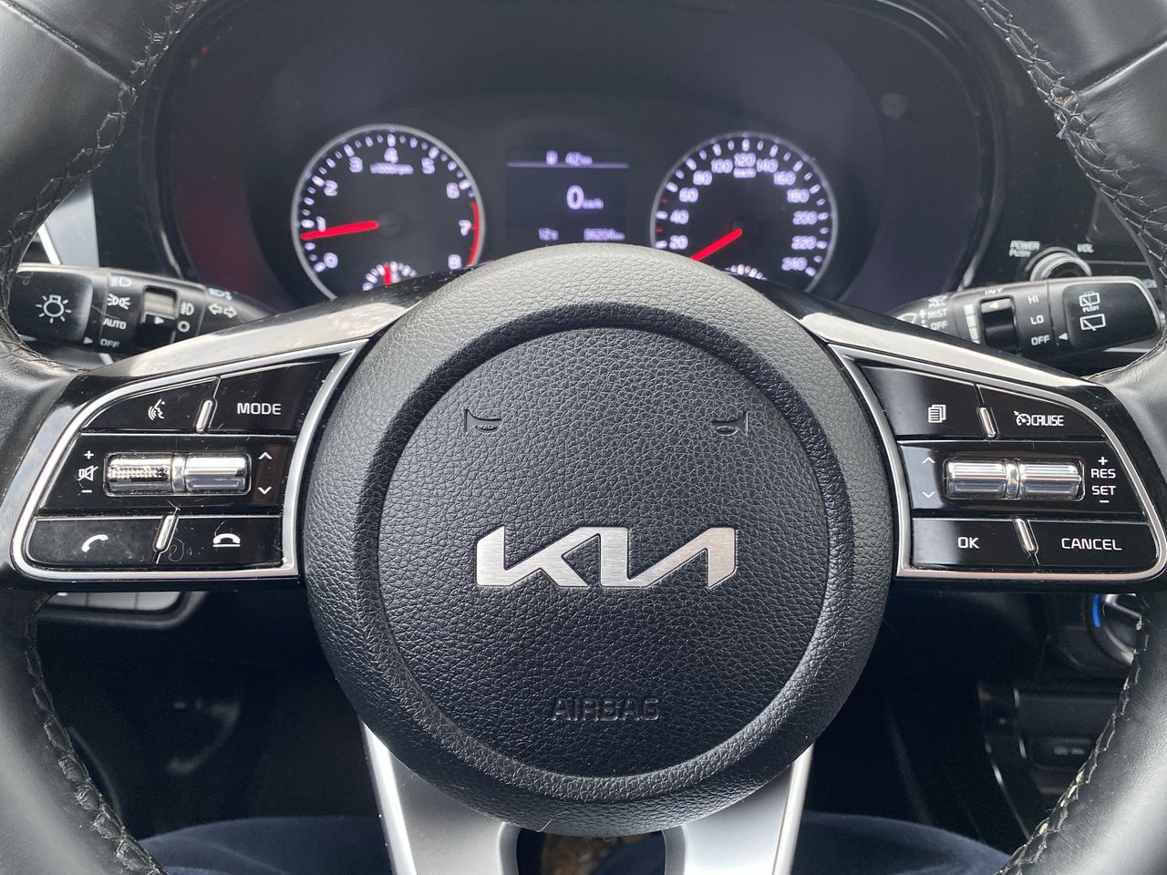 KIA - 27