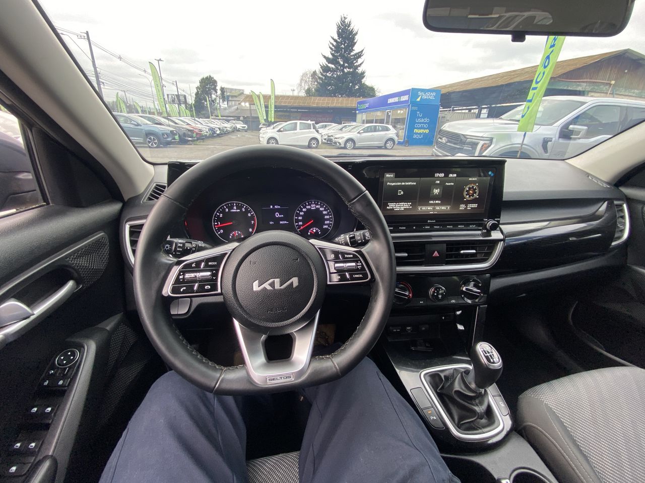 KIA - 33