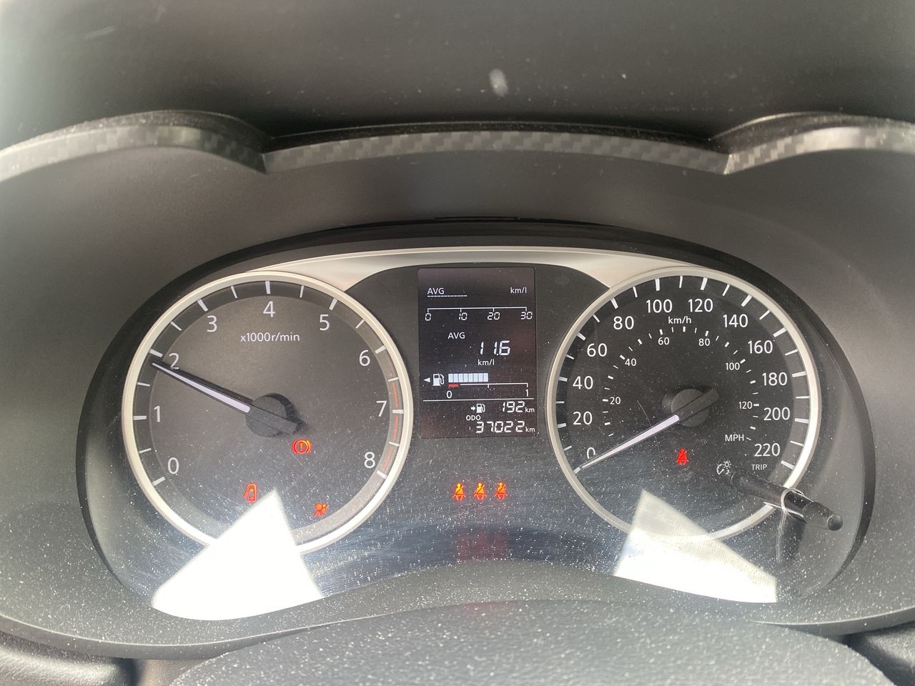 NISSAN - 26