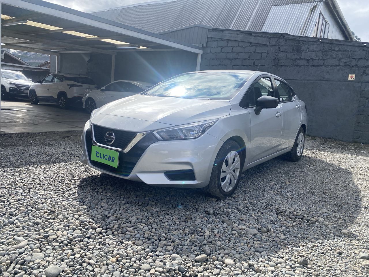 NISSAN - 3