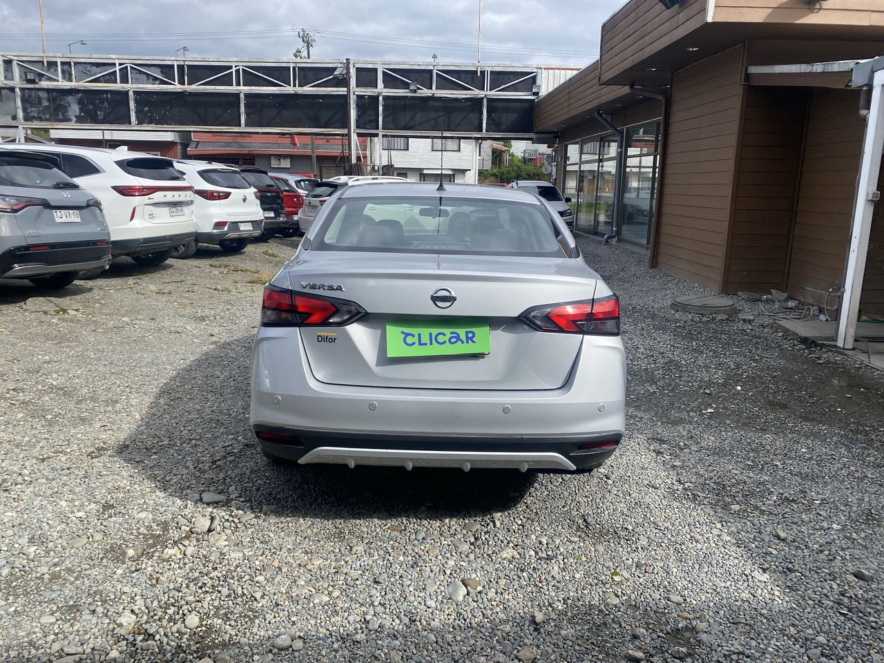 NISSAN - 6