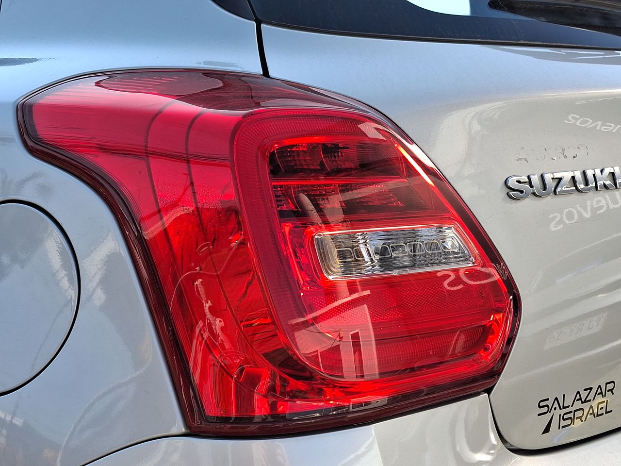 SUZUKI - 21