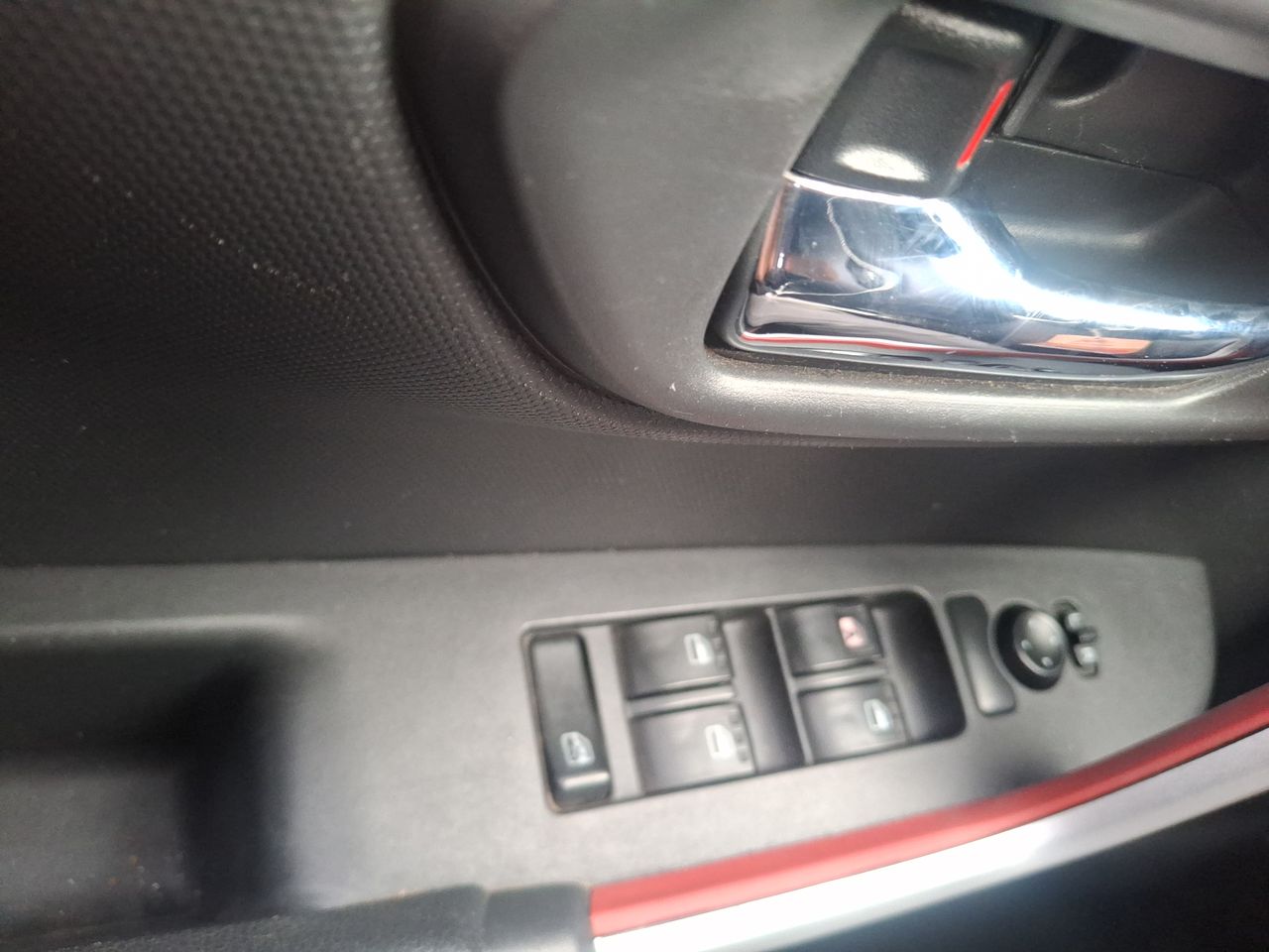 Toyota Raize — foto 14 de 21
