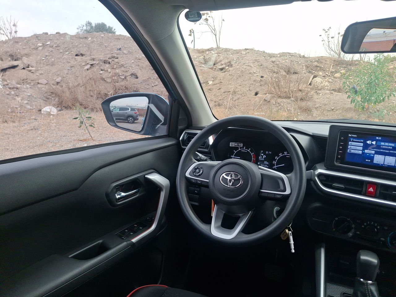 Toyota Raize — foto 9 de 21