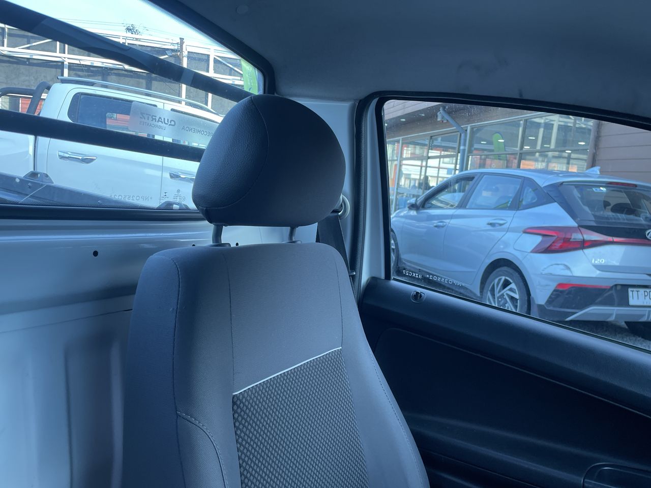 VOLKSWAGEN - 6