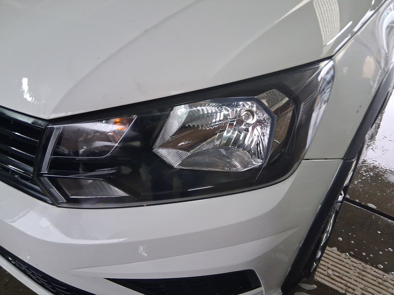 Volkswagen Saveiro — foto 15 de 28