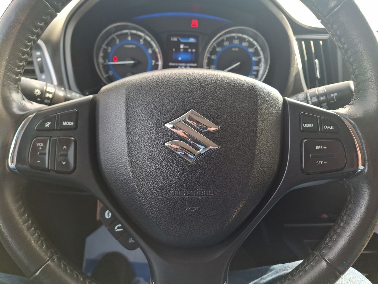 SUZUKI - 24