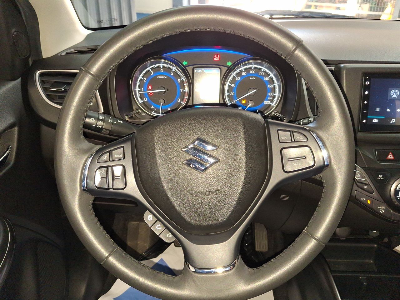 SUZUKI - 25