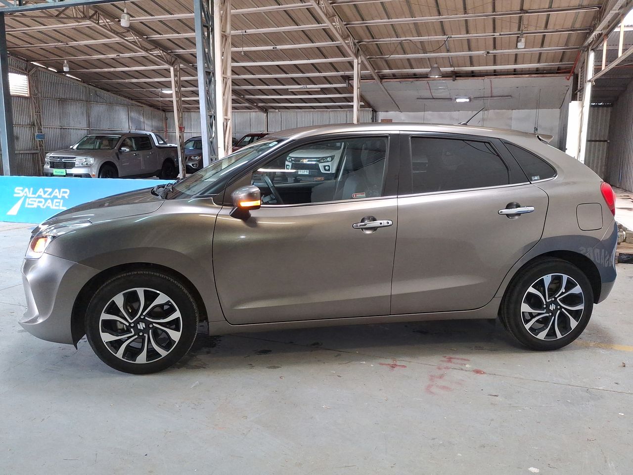 SUZUKI - 4