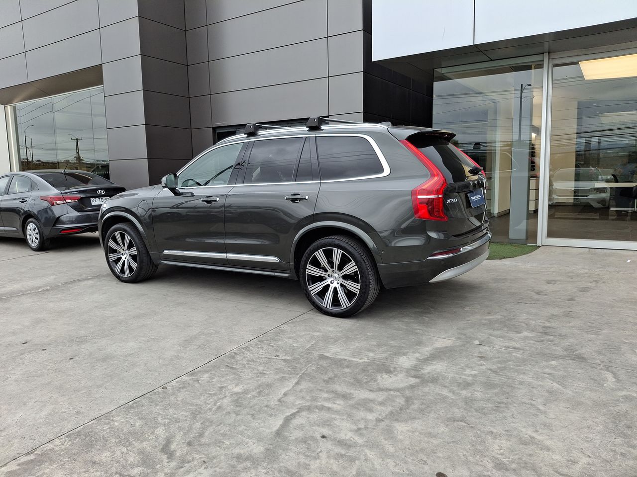 VOLVO - 5
