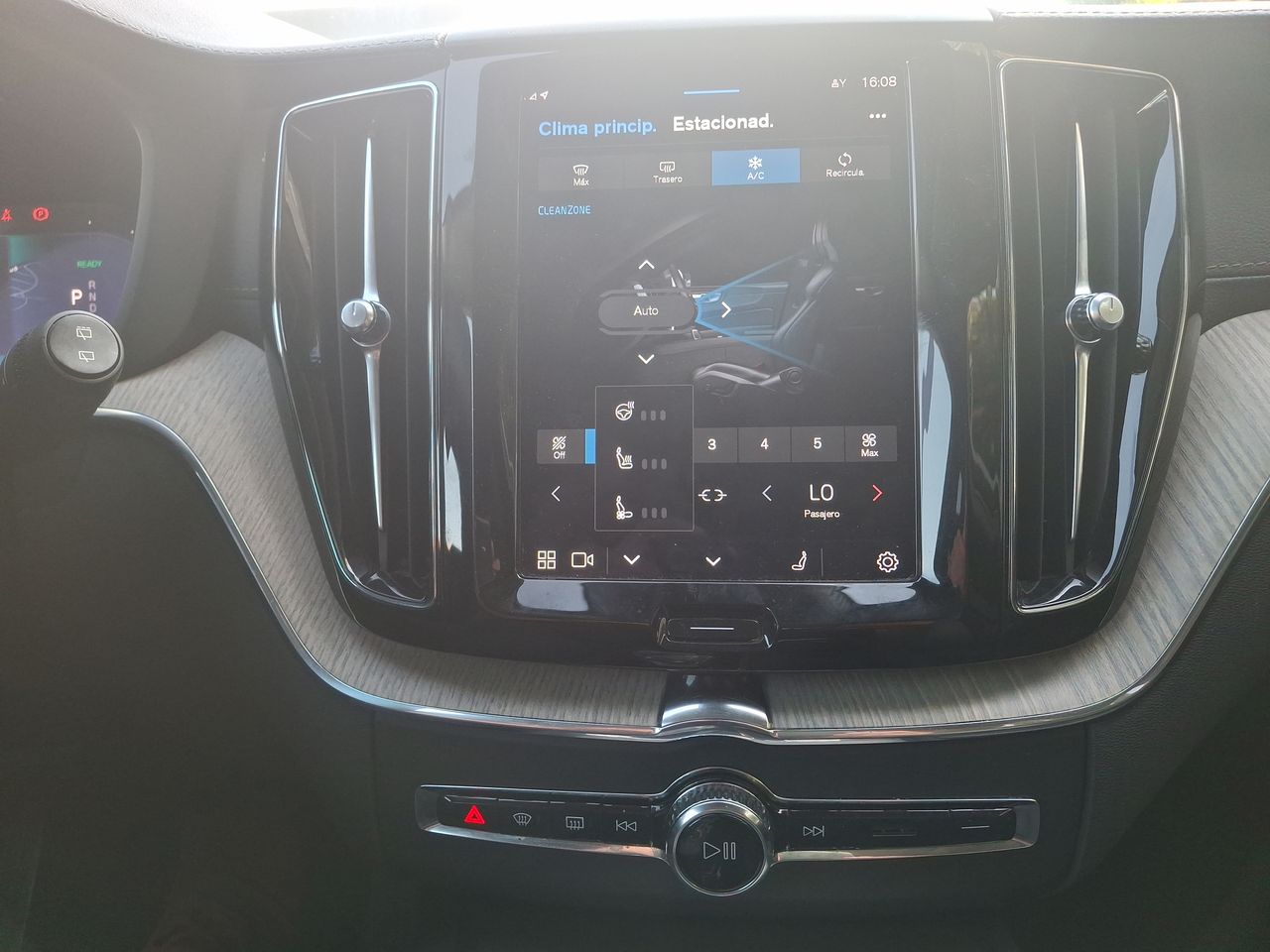 VOLVO - 28