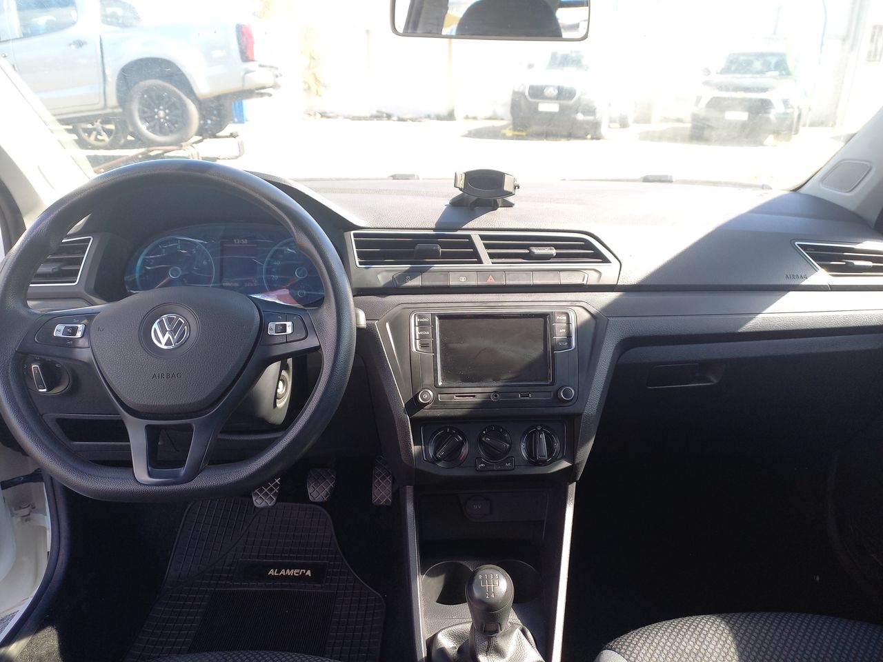 VOLKSWAGEN - 9