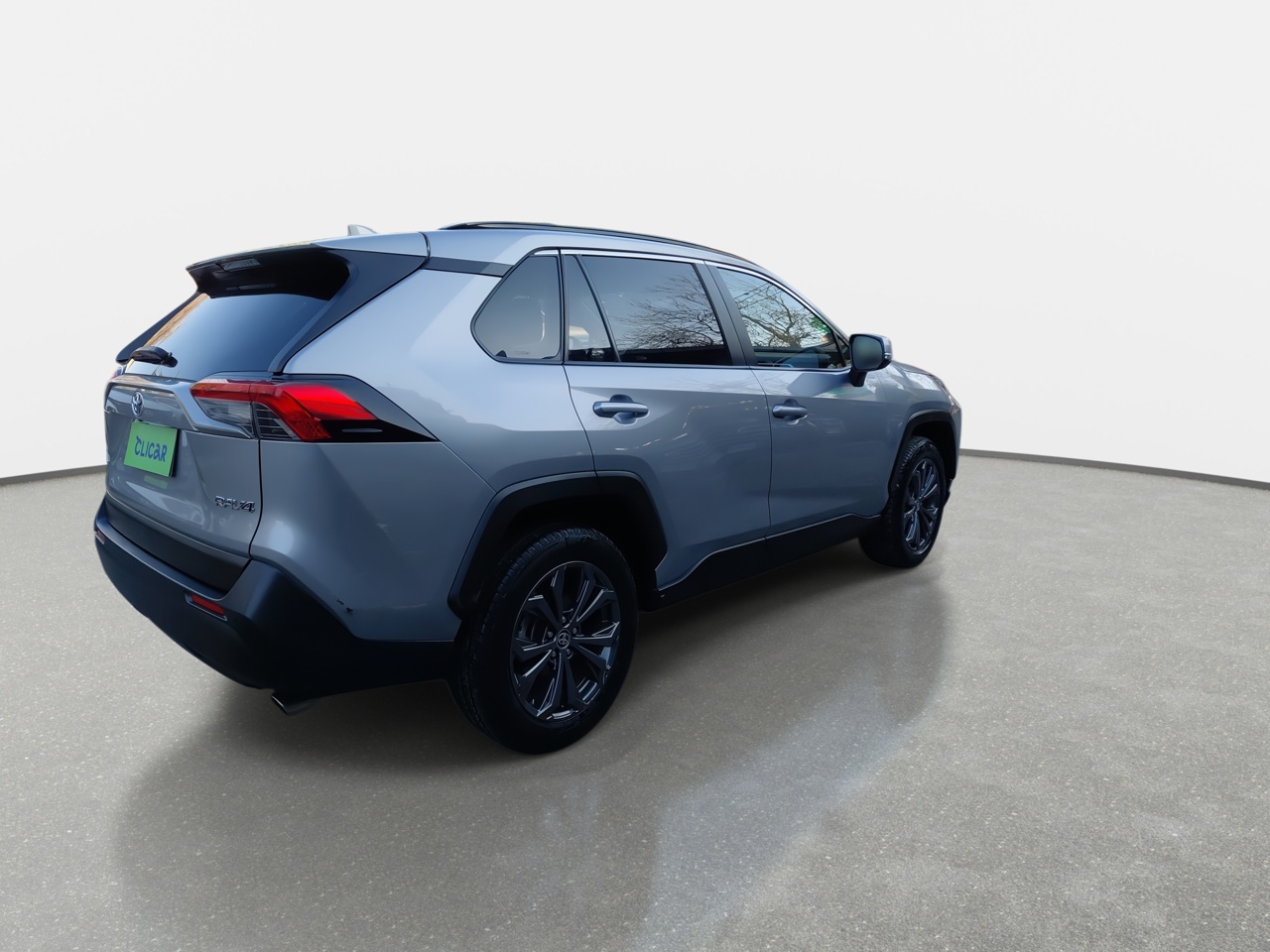 Toyota RAV4 — foto 8 de 35