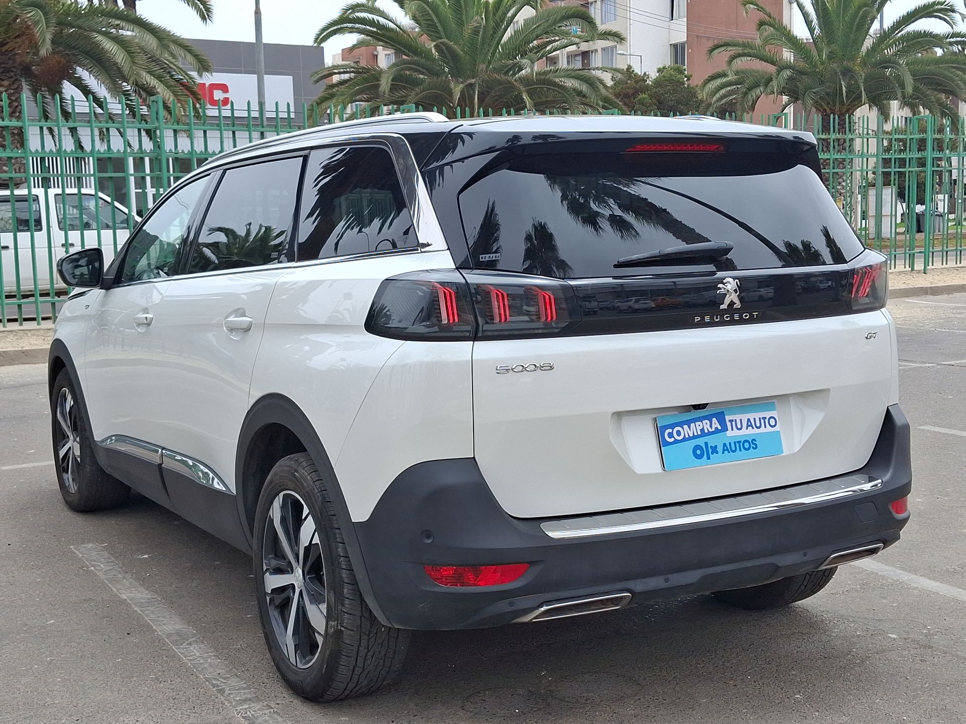 PEUGEOT - 5