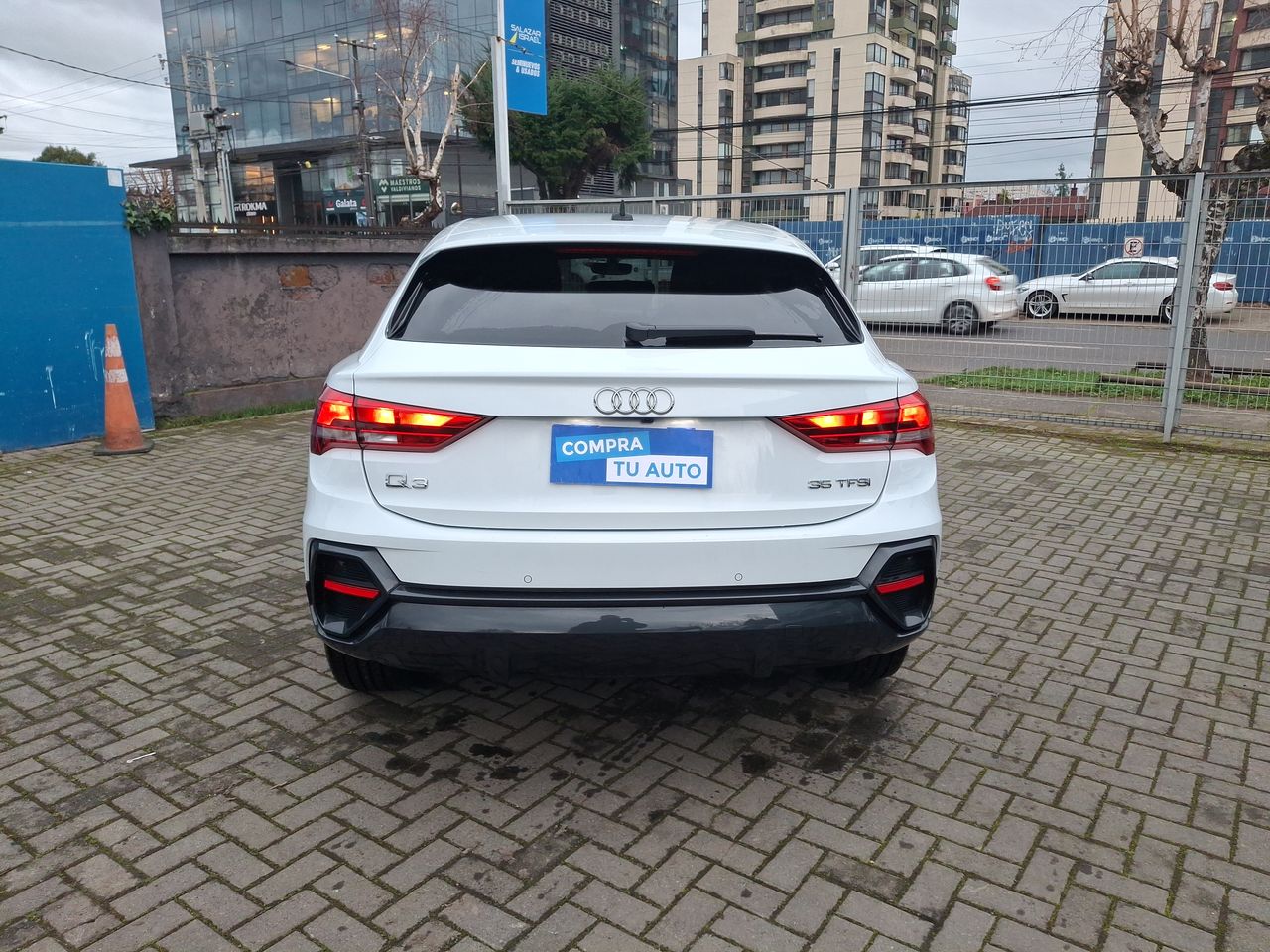AUDI - 6