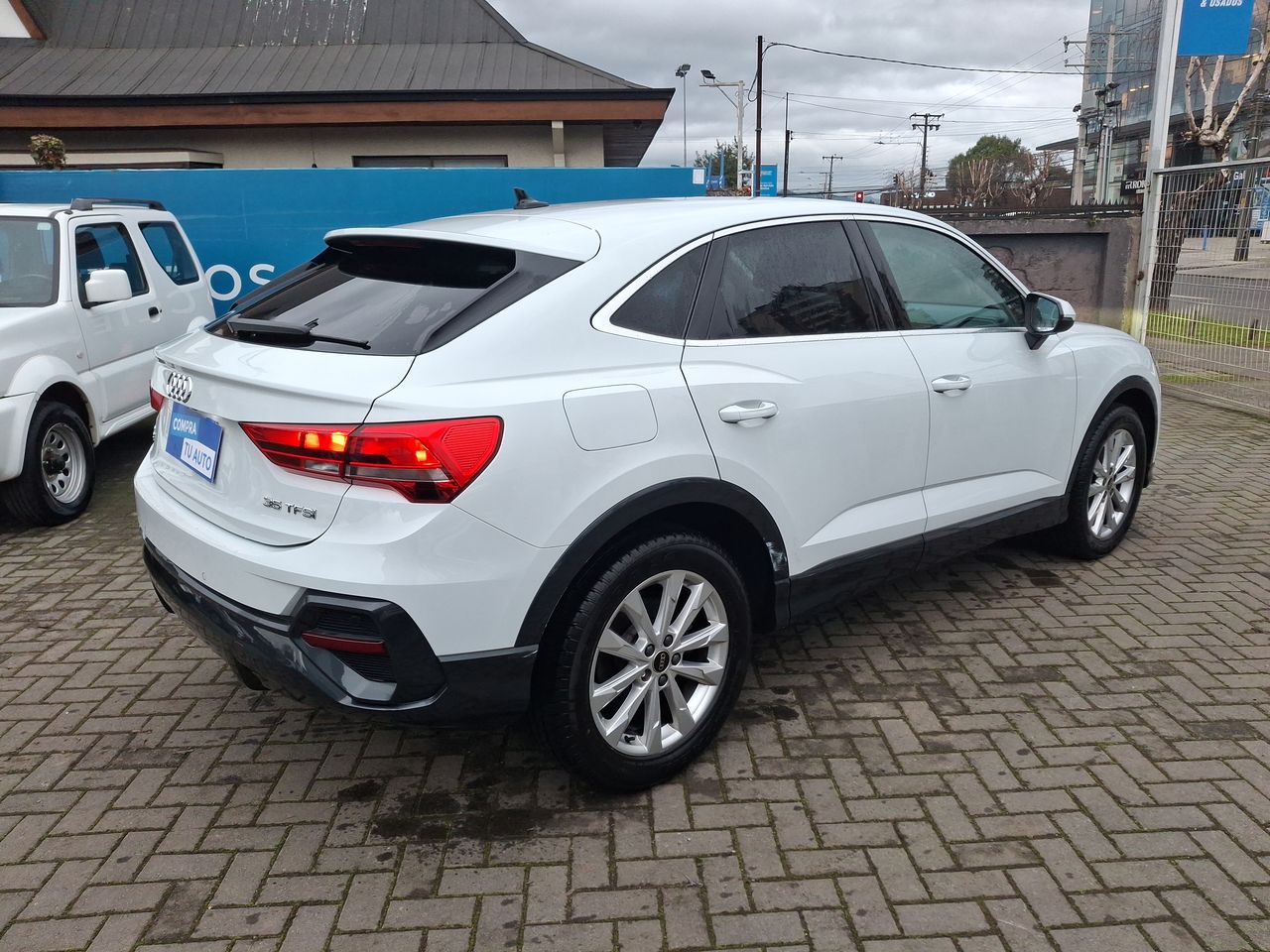 AUDI - 7