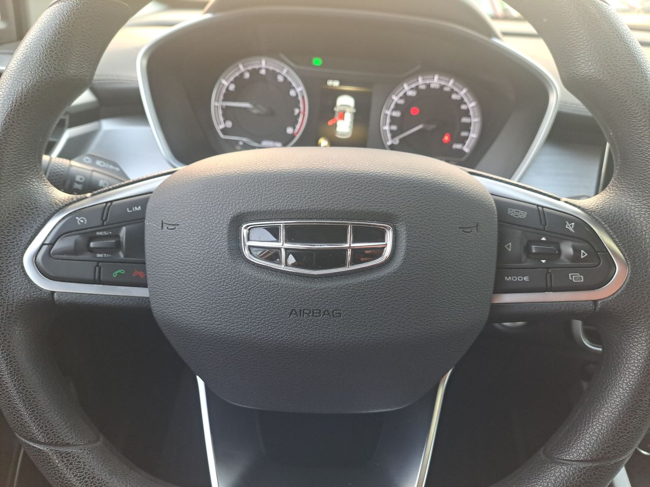 GEELY - 16