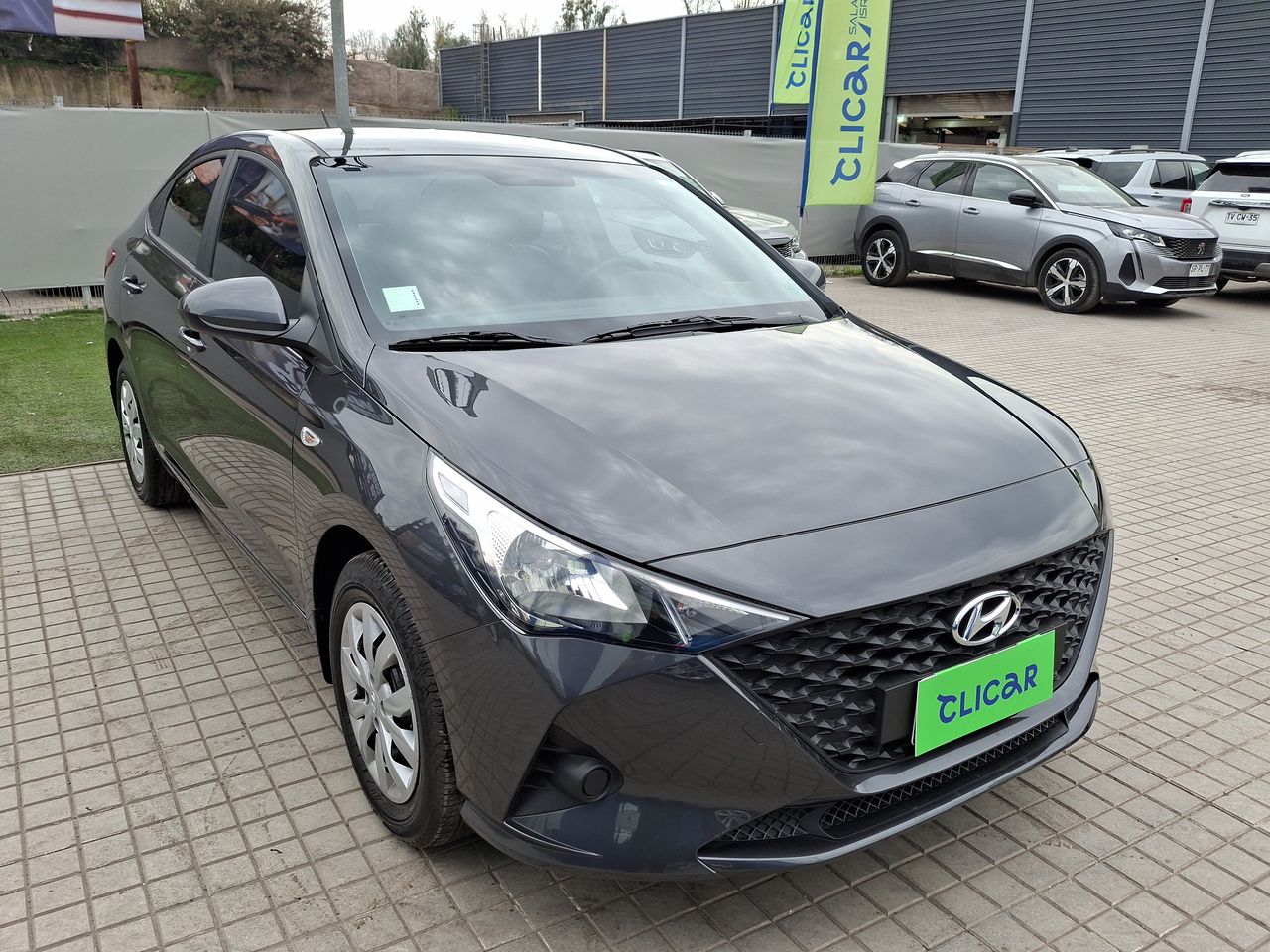 HYUNDAI - 1