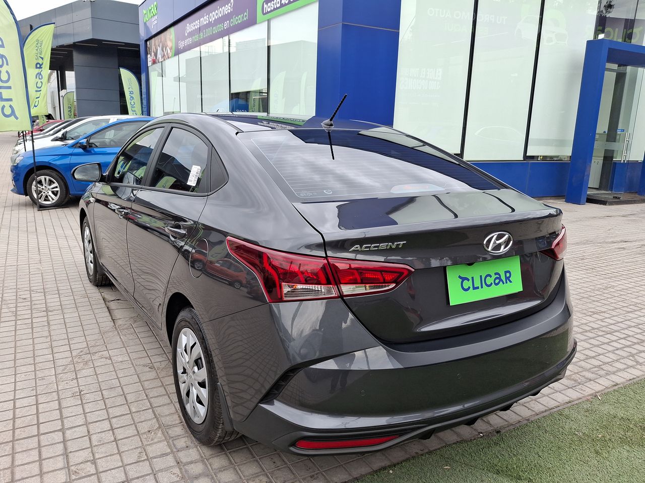HYUNDAI - 5