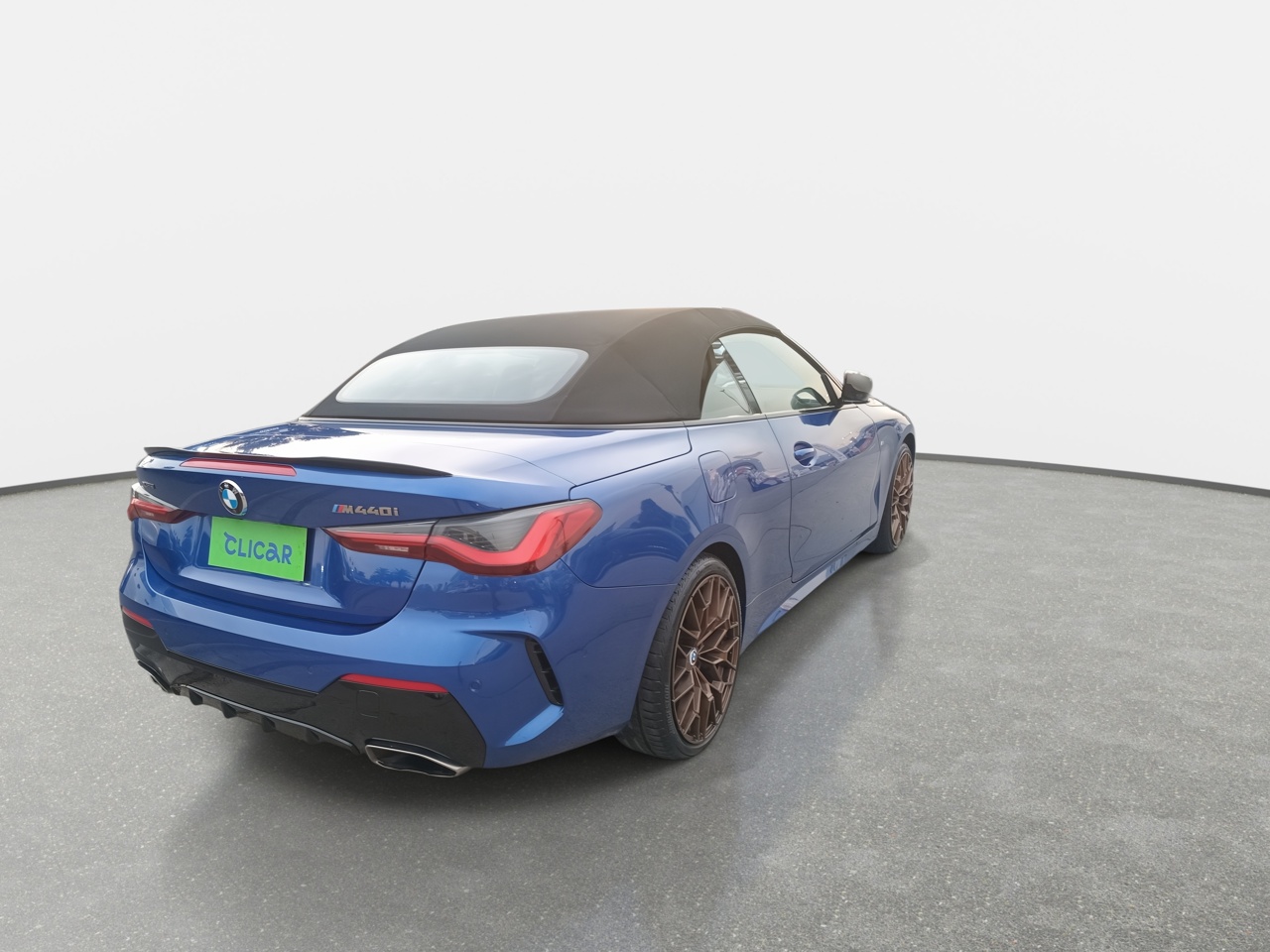 BMW - 6