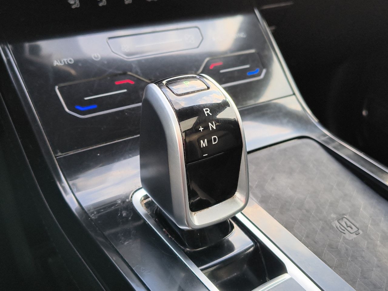 Chery Tiggo 7 Pro — foto 23 de 28
