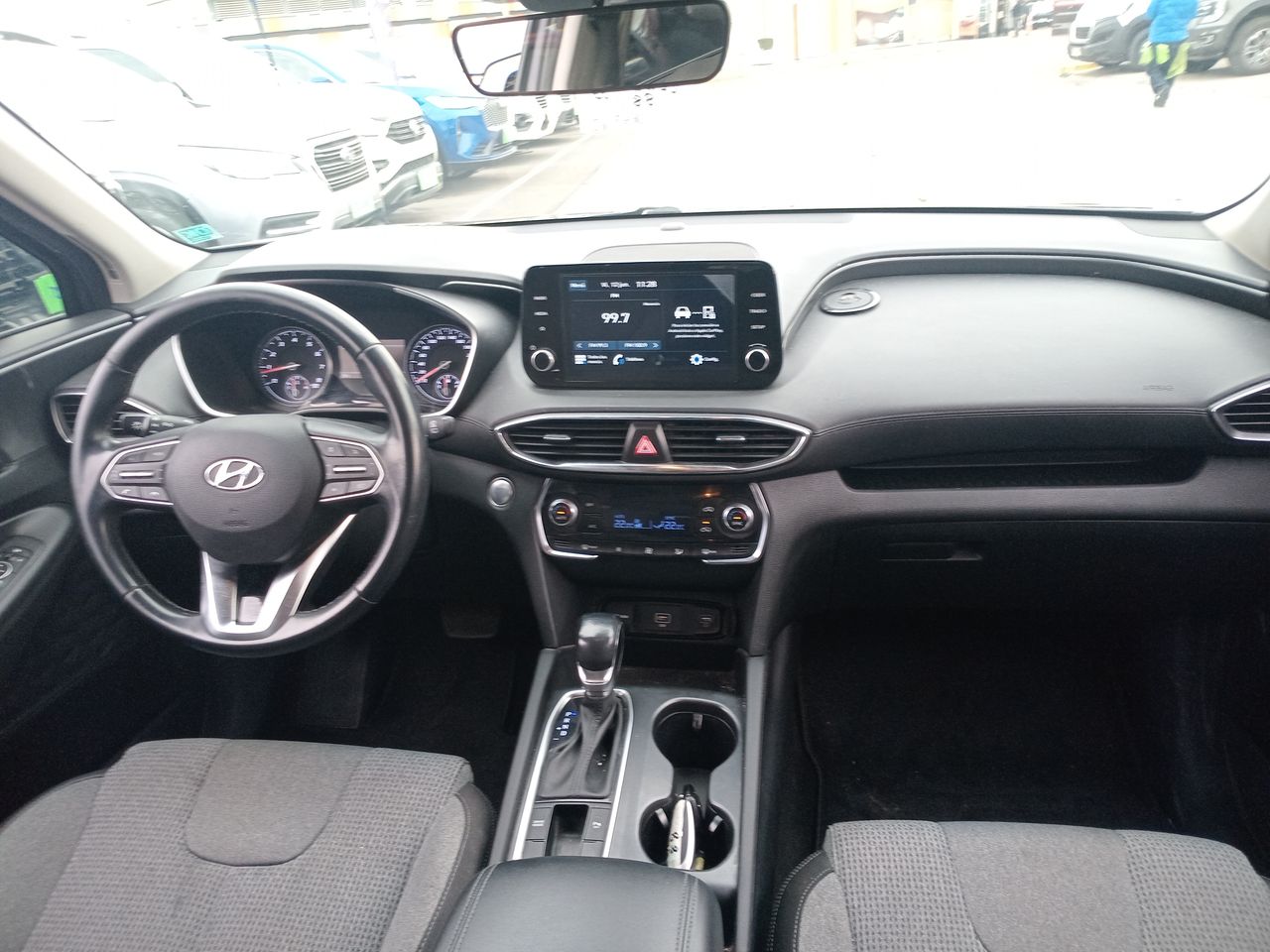 HYUNDAI - 21