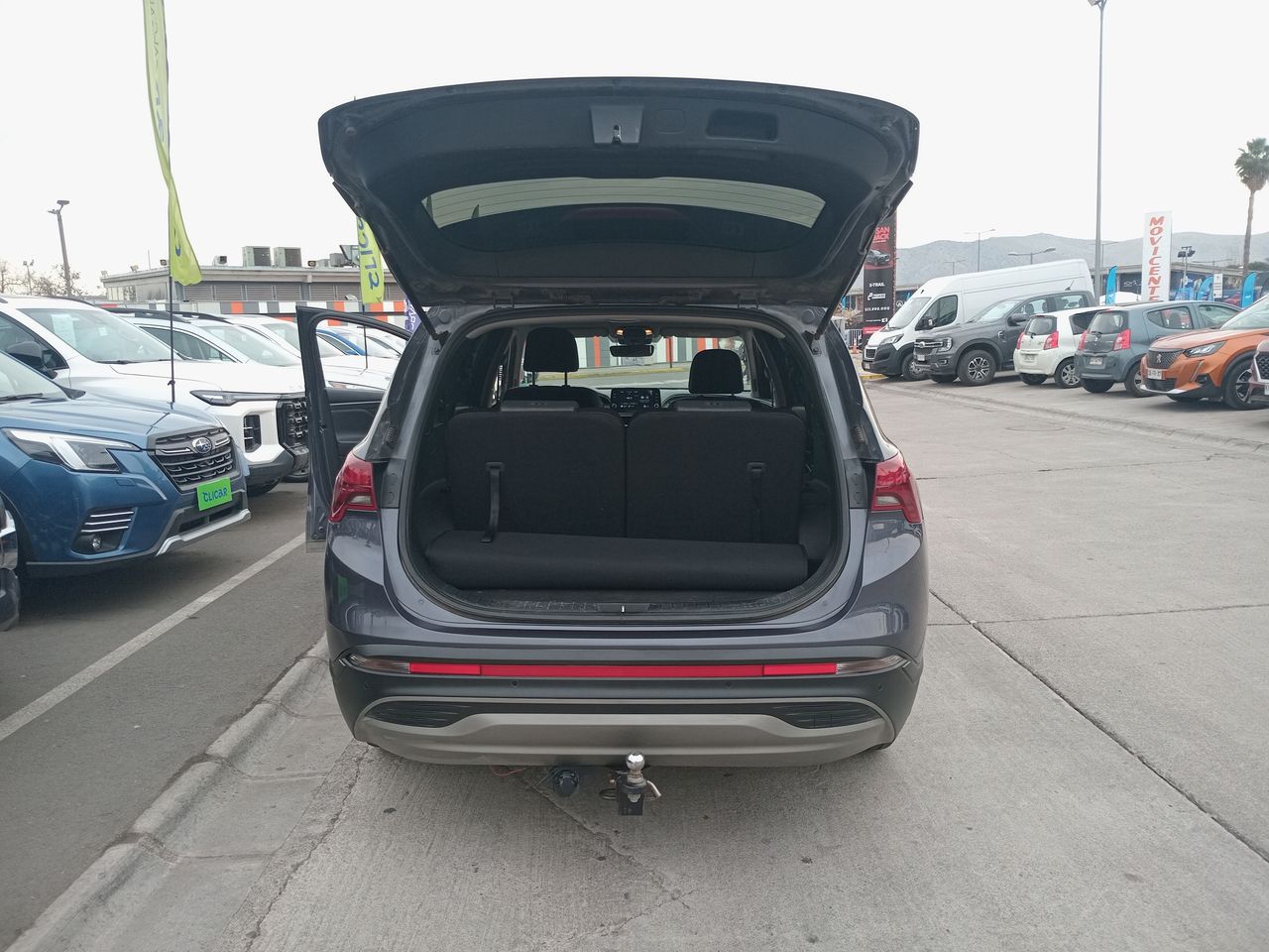HYUNDAI - 10