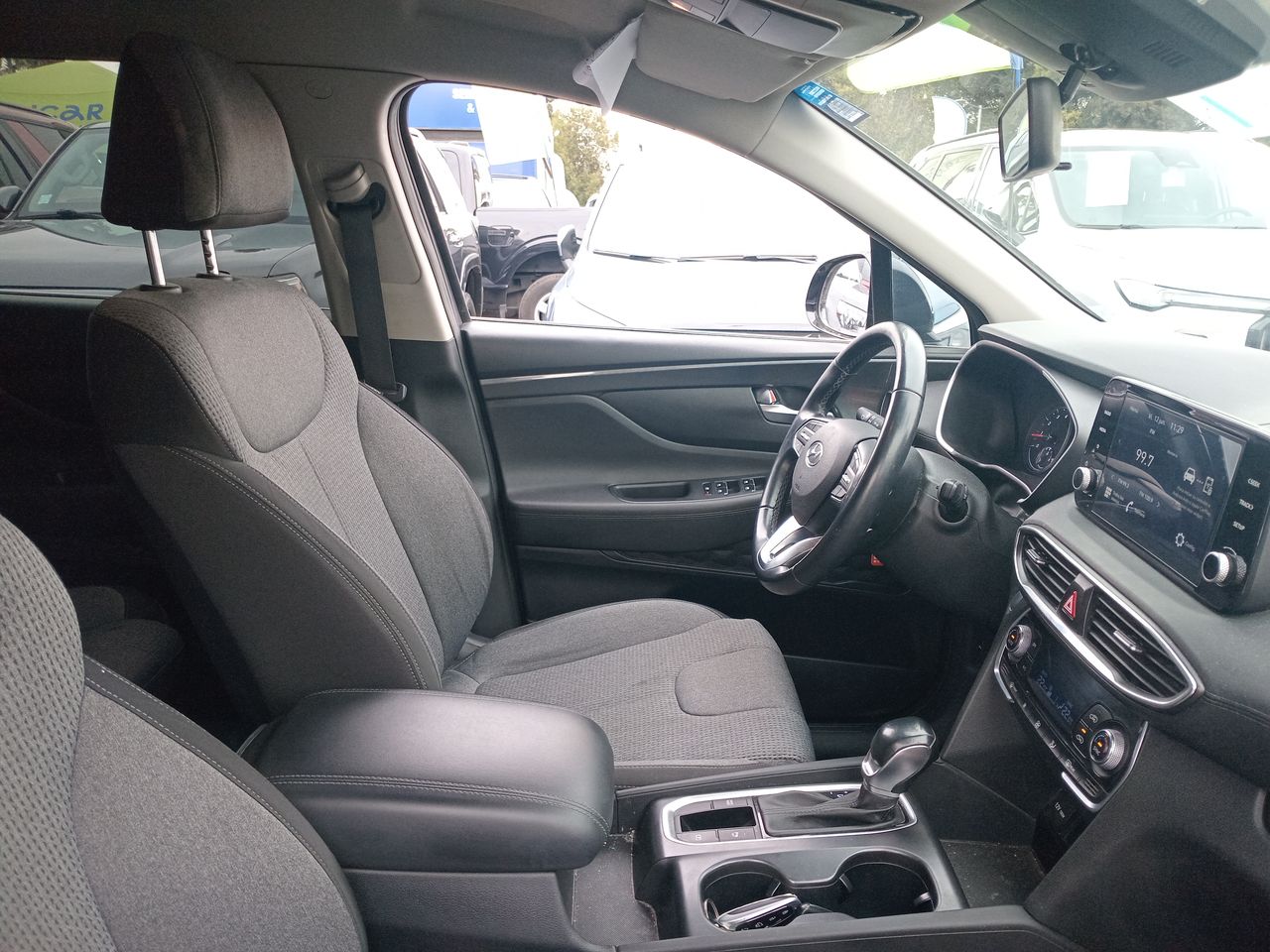 HYUNDAI - 6