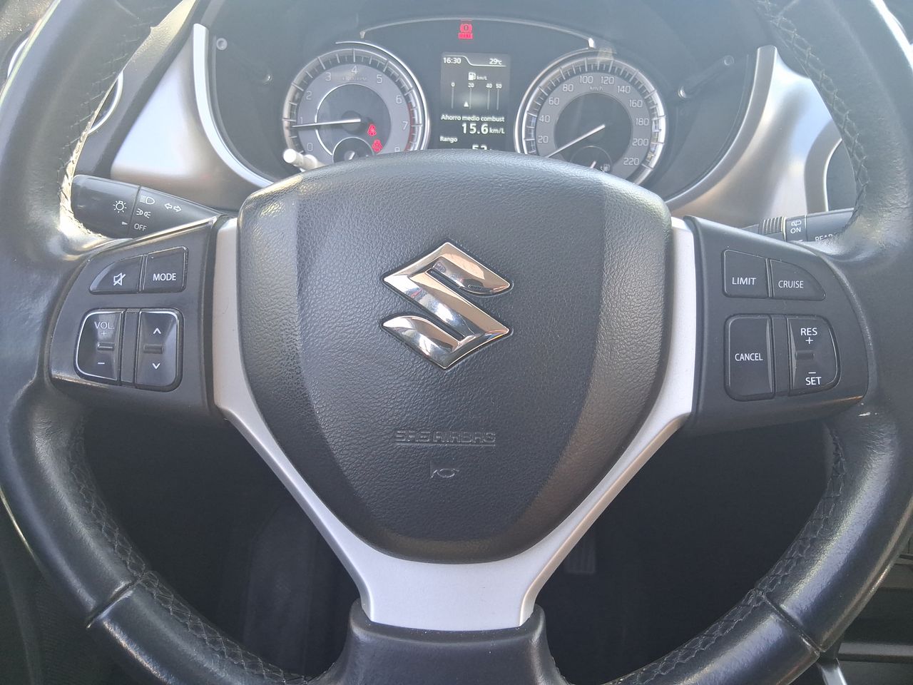 SUZUKI - 22