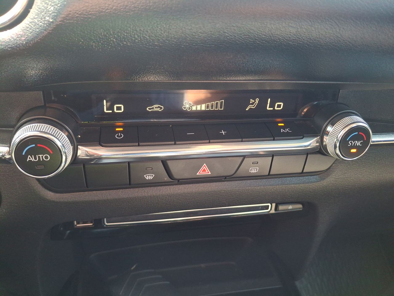 MAZDA - 28