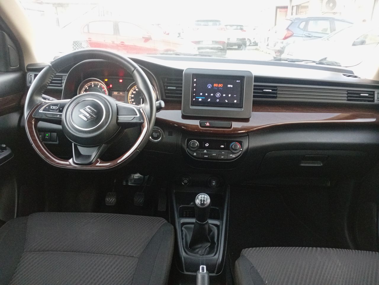 SUZUKI - 15