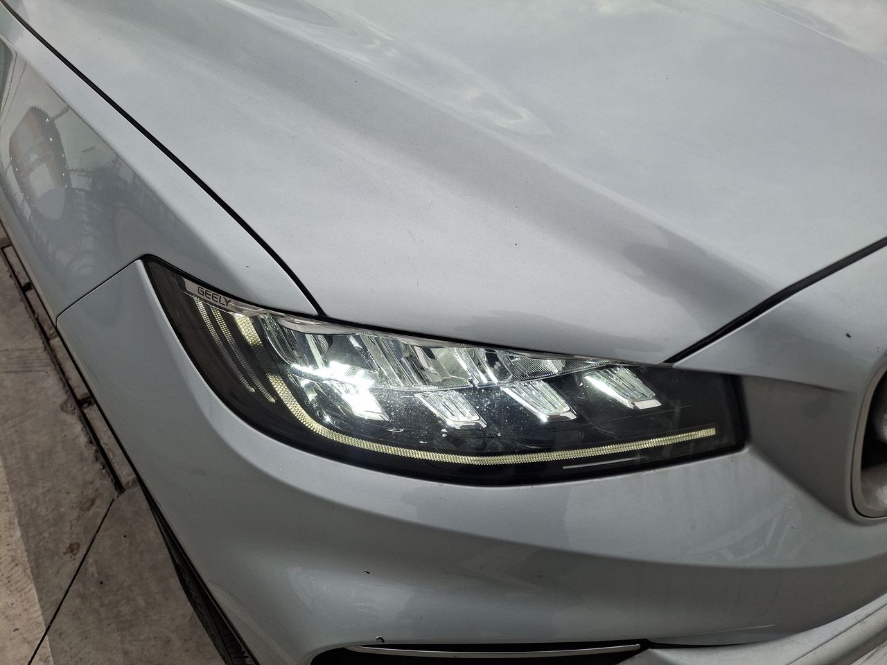GEELY - 18