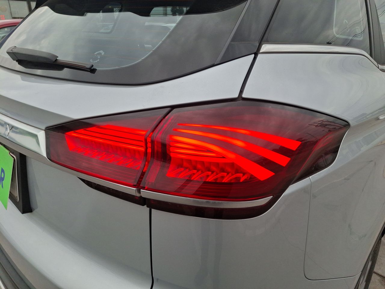 GEELY - 19