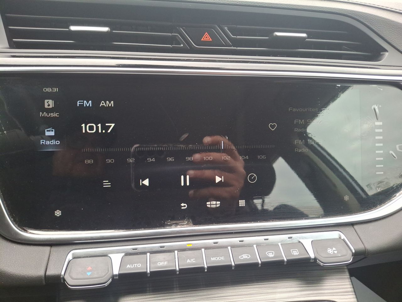 GEELY - 25