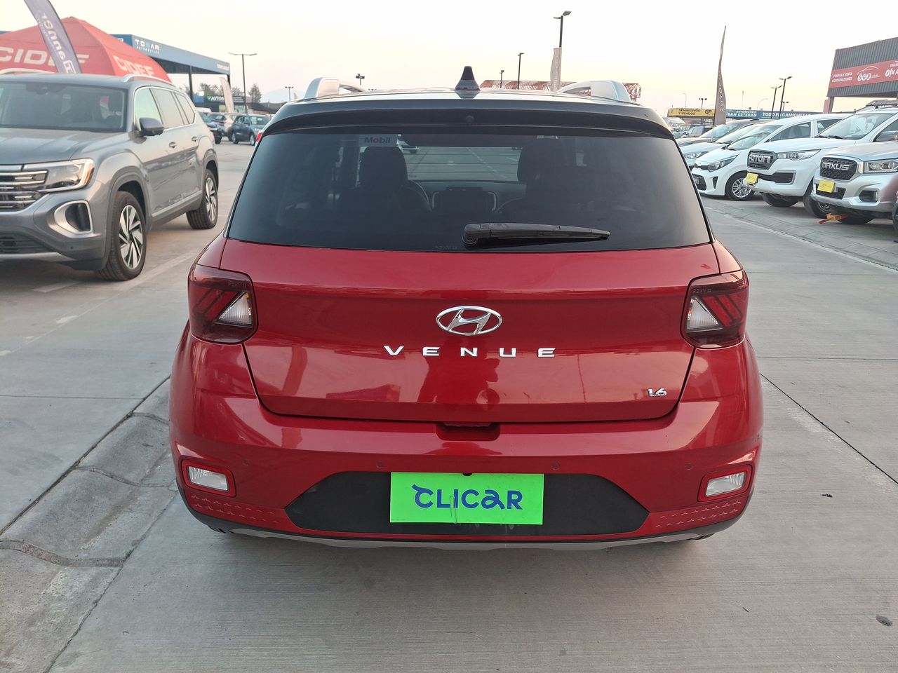 HYUNDAI - 6
