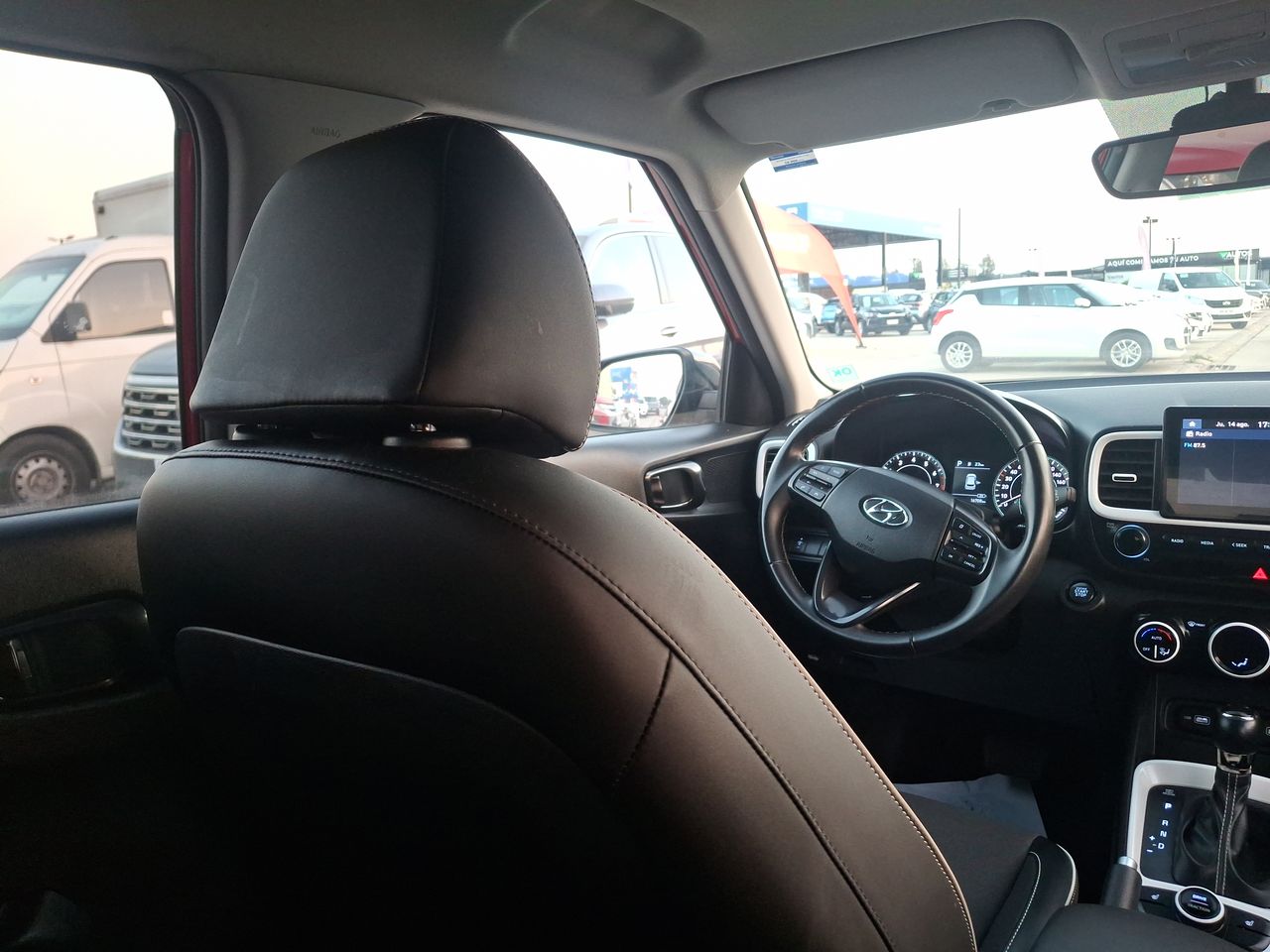 HYUNDAI - 16