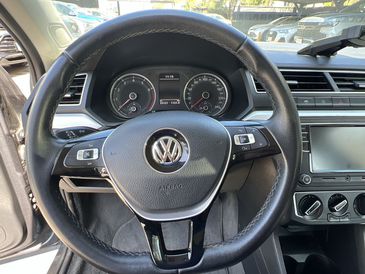 VOLKSWAGEN - 26