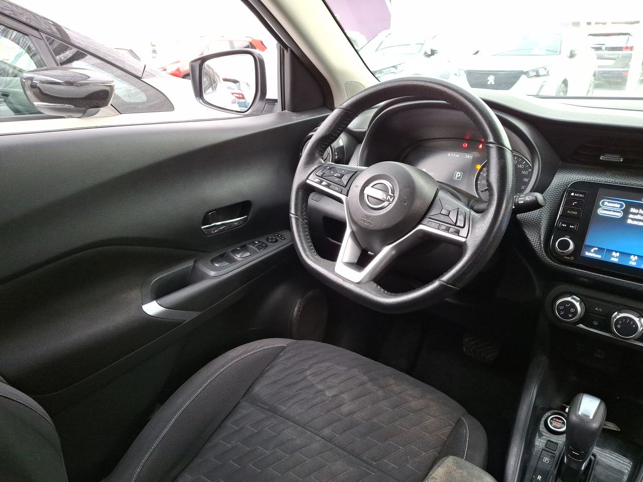 NISSAN - 16