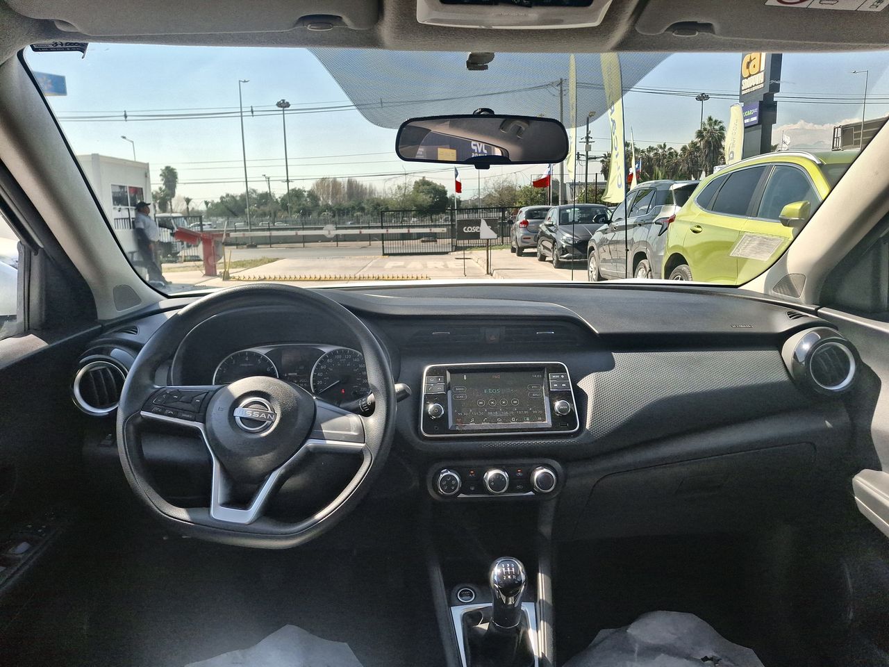 NISSAN - 28