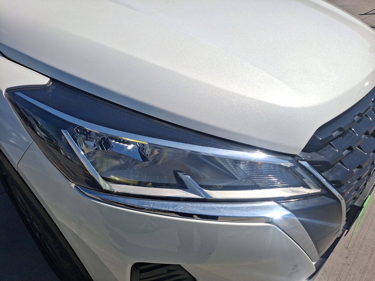 NISSAN - 18