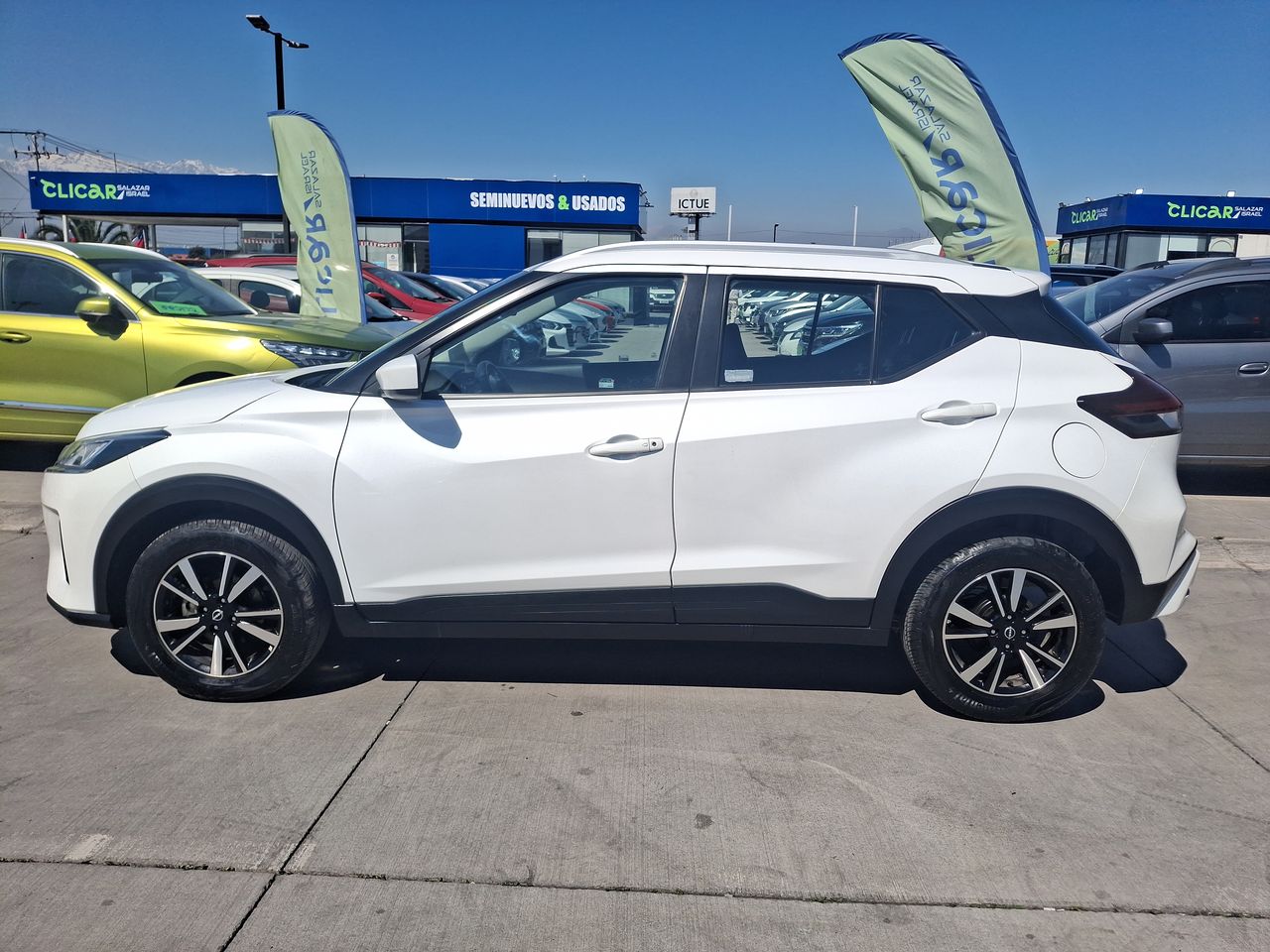 NISSAN - 4